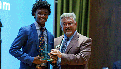 EECU Awards $60,000 in College Scholarships